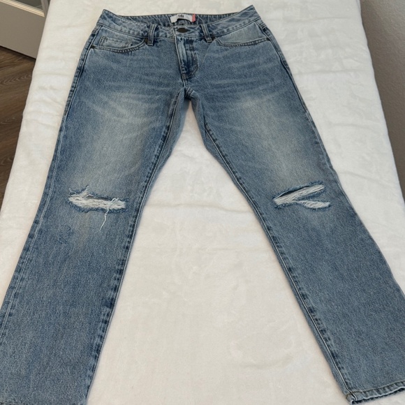 Cabi Boyfriend jeans - Picture 1 of 5
